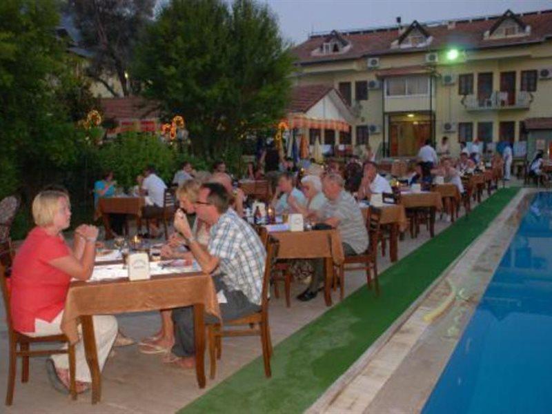 Carmina Hotel Олудениз Екстериор снимка
